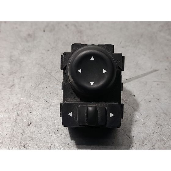 Mando Retrovisor Para Nissan Micra V