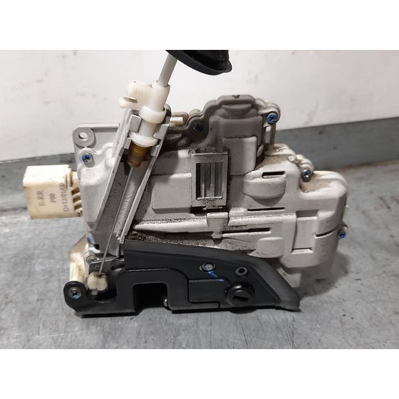 Cerradura Puerta Trasera Derecha Para Seat Exeo Berlina