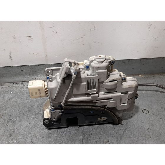 Cerradura Puerta Delantera Derecha Para Seat Exeo Berlina