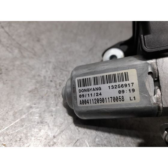 Motor Limpia Trasero Para Opel Astra J Lim.