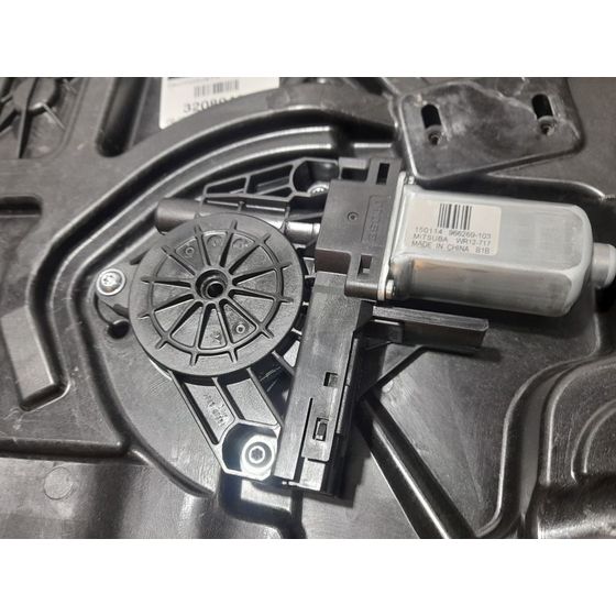 Elevalunas Delantero Derecho Para Volkswagen Passat Berlina