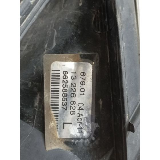 Faro Antiniebla Izquierdo Para Opel Insignia Berlina