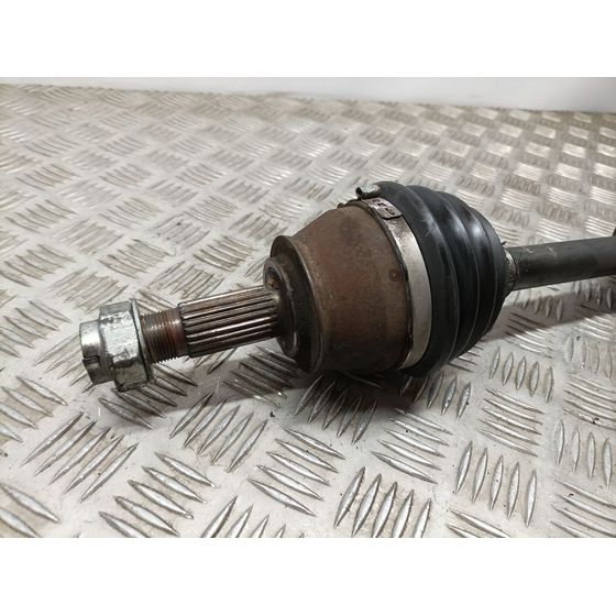 Transmision Delantera Izquierda Para Fiat Linea