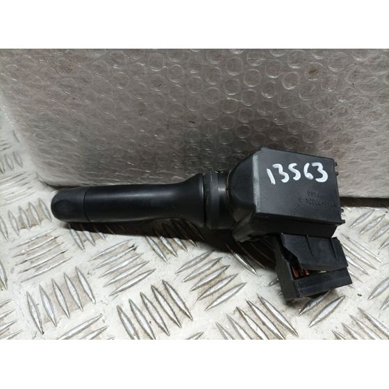 Mando Limpia Para Toyota Yaris
