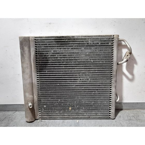 Condensador / Radiador Aire Acondicionado Para Smart Coupe
