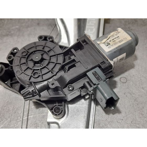 Elevalunas Trasero Derecho Para Renault Megane Iv Berlina 5P