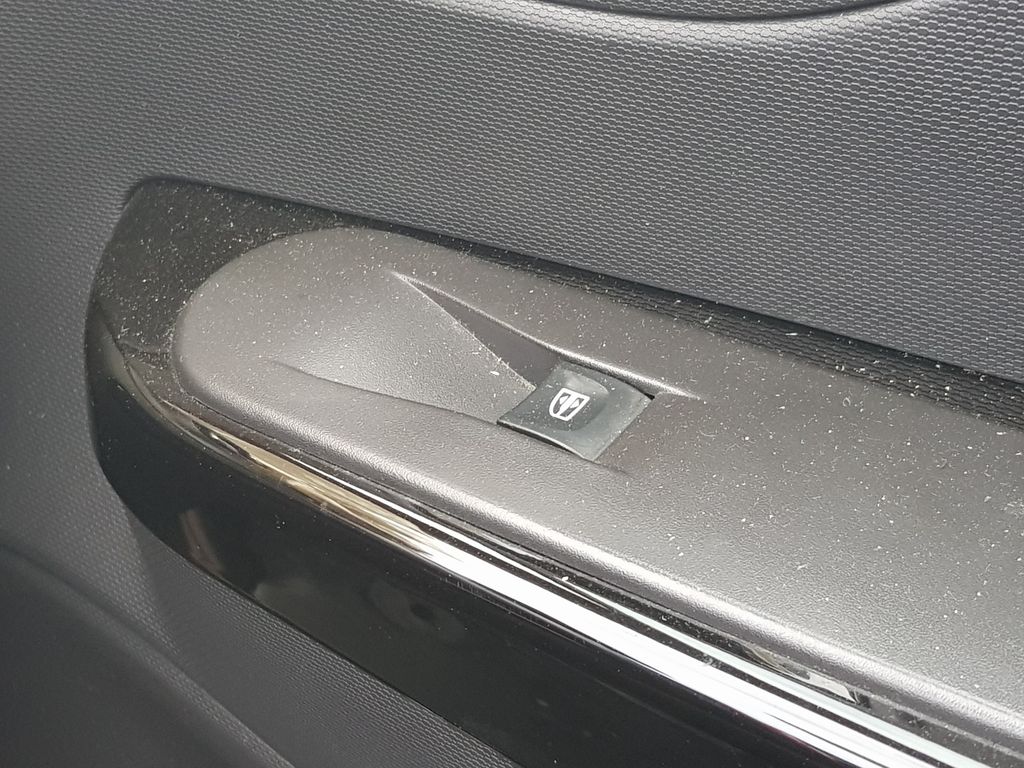 Mando Elevalunas Delantero Derecho Para Renault Captur