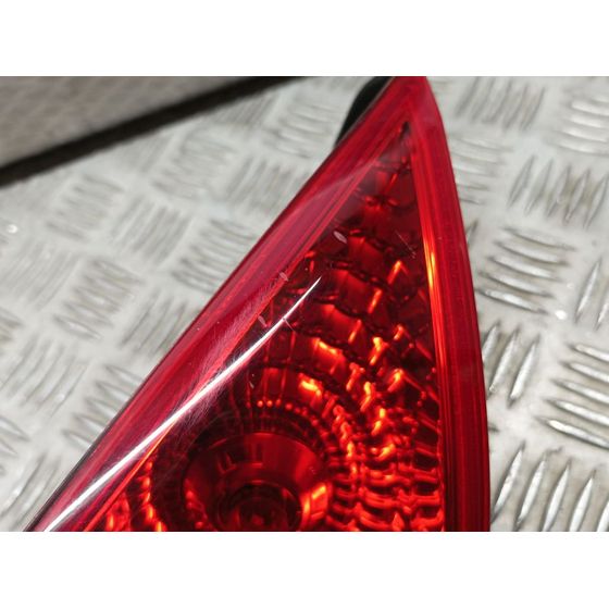 Piloto Trasero Derecho Para Peugeot 3008