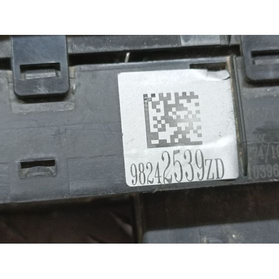 Mando Elevalunas Delantero Izquierdo para Peugeot 2008 (--.2013->)