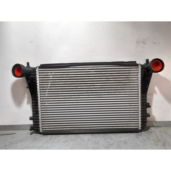 Intercooler Para Volkswagen Golf Vi