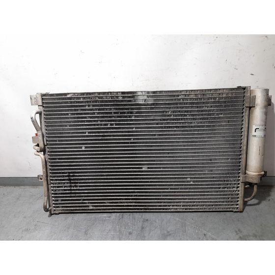 Condensador / Radiador Aire Acondicionado Para Hyundai Elantra