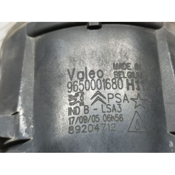 Faro Antiniebla Izquierdo Para Peugeot 307 Berlina