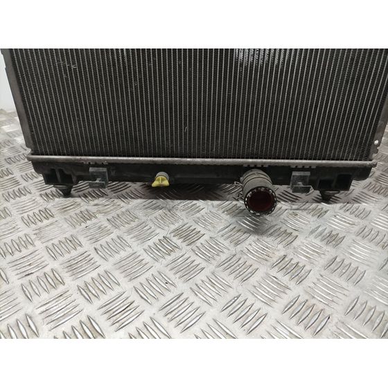 Radiador Agua Para Toyota Yaris