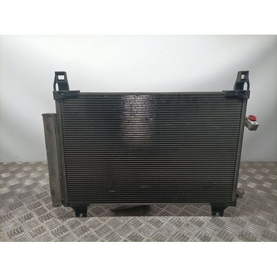 Condensador / Radiador Aire Acondicionado Para Toyota Yaris