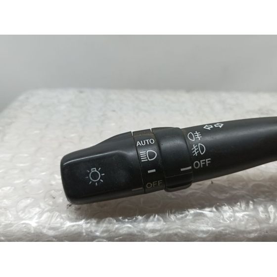 Mando Luces Para Toyota Avensis Berlina