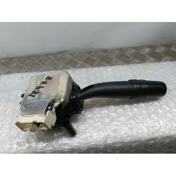 Mando Luces Para Toyota Avensis Berlina