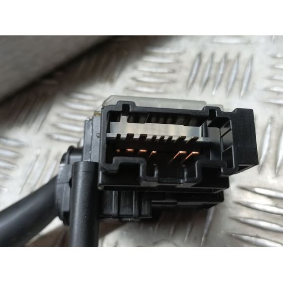Mando Limpia Para Toyota Avensis Berlina