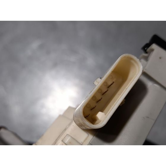 Cerradura Puerta Delantera Derecha Para Audi A1 Sportback