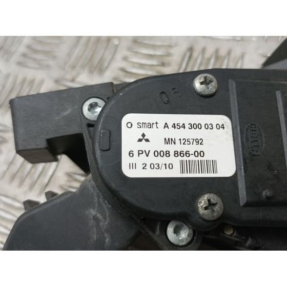 Potenciometro Pedal para Mitsubishi Colt Berlina 5 (Z)