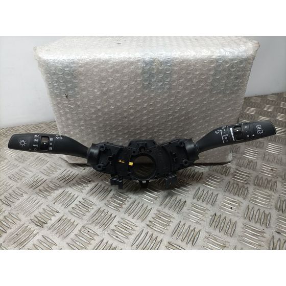 Mando Luces Y Limpia para Kia Rio (Yb)
