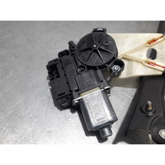Elevalunas Delantero Izquierdo Para Volkswagen Polo