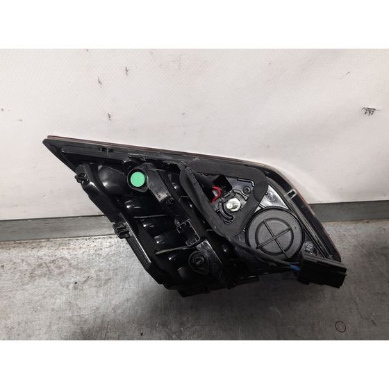 Piloto Trasero Derecho Para Peugeot 308