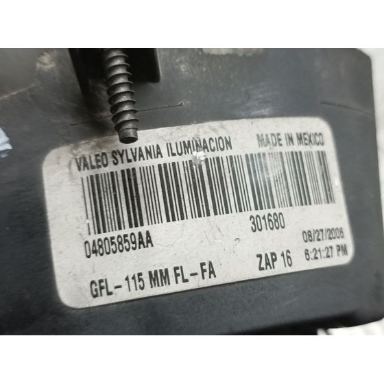 Faro Antiniebla Derecho para Chrysler 300 C