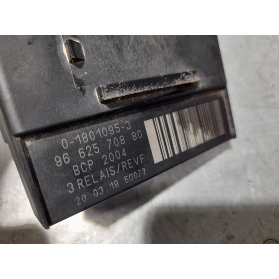 Caja Precalentamiento para Peugeot 308