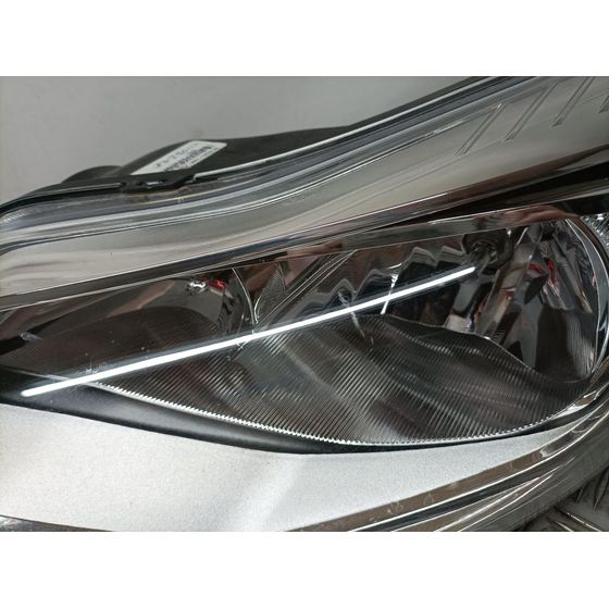 Faro Izquierdo Para Ford Focus Lim.