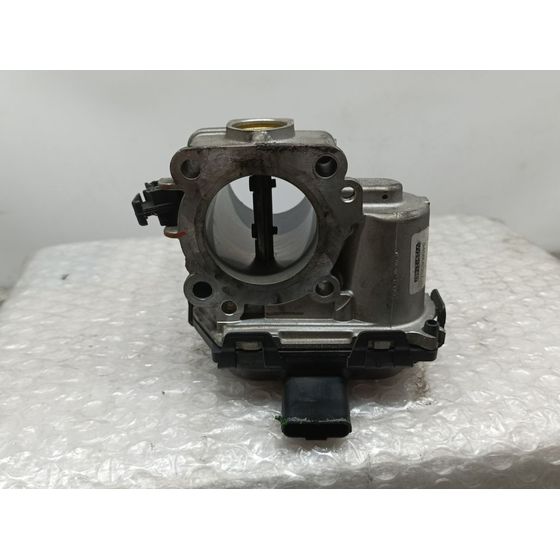 Caja Mariposa para Peugeot 2008 (P1)