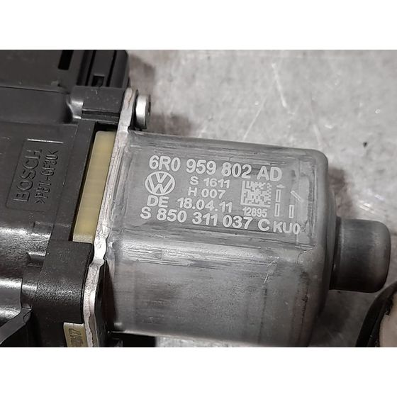 Elevalunas Delantero Derecho para Volkswagen Polo (6R1)