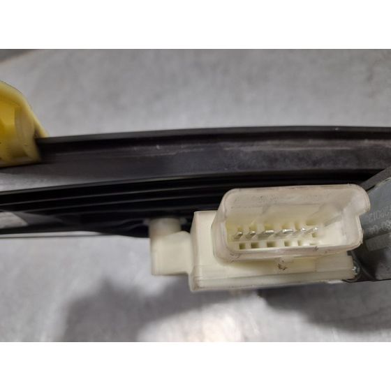 Elevalunas Delantero Izquierdo Para Renault Clio V