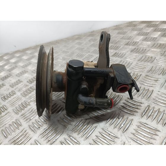 Bomba Direccion Para Nissan Terrano/Terrano.ii