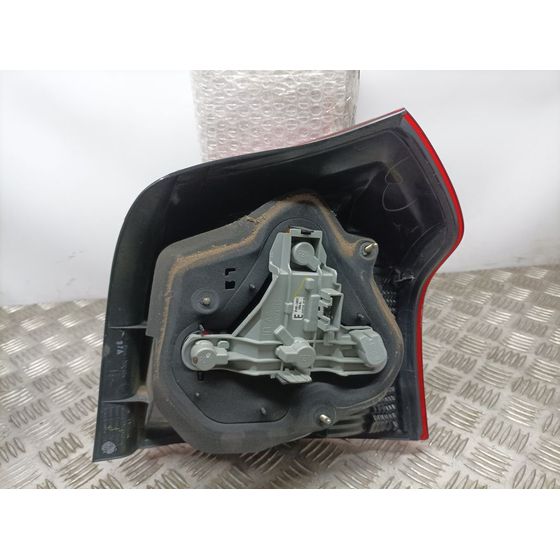Piloto Trasero Izquierdo Para Toyota Corolla