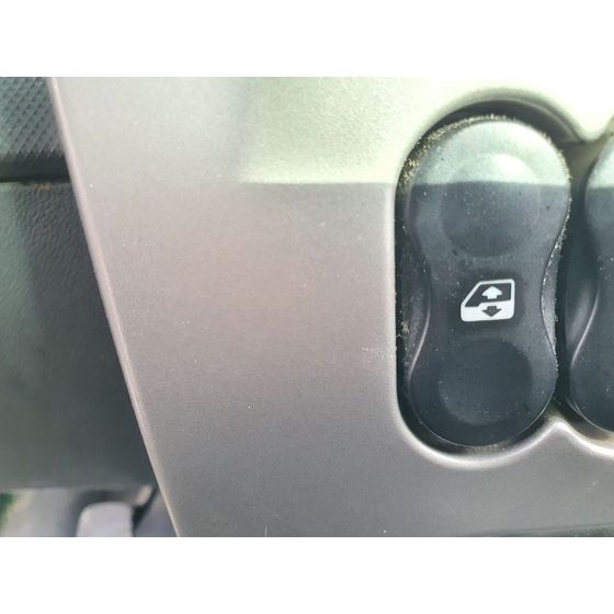 Mando Elevalunas Delantero Izquierdo Para Dacia Duster