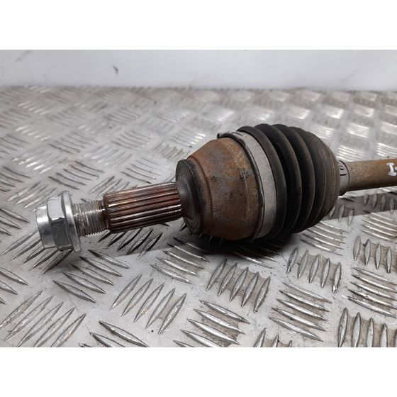 Transmision Delantera Izquierda Para Ford Fiesta