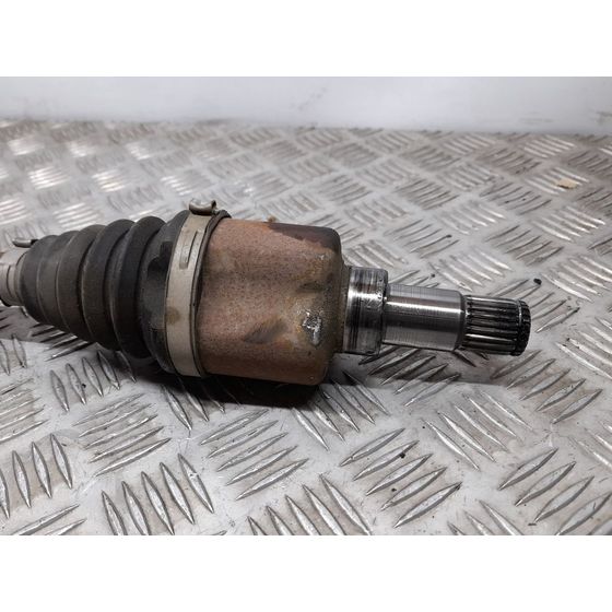 Transmision Delantera Izquierda Para Ford Fiesta