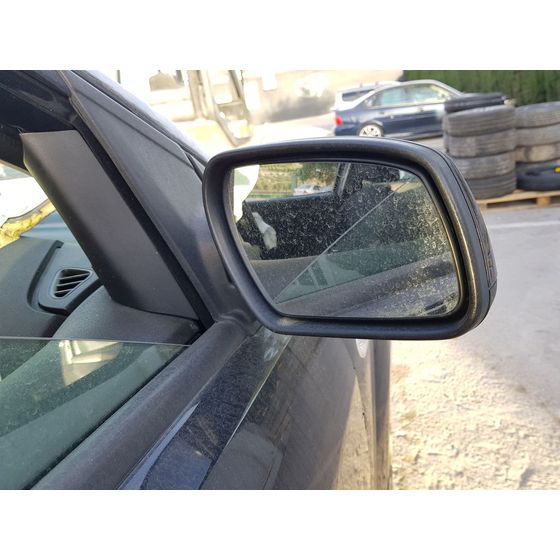 Retrovisor Derecho Para Ford Focus Lim.
