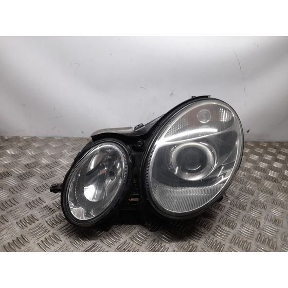Faro Izquierdo para Mercedes-Benz Clase E (W211) Berlina