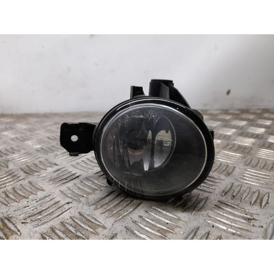 Faro Antiniebla Derecho Para Bmw Serie 1 Berlina