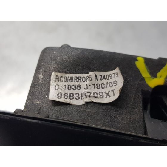 Retrovisor Izquierdo Para Peugeot 3008