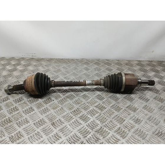 Transmision Delantera Izquierda Para Ford Fiesta