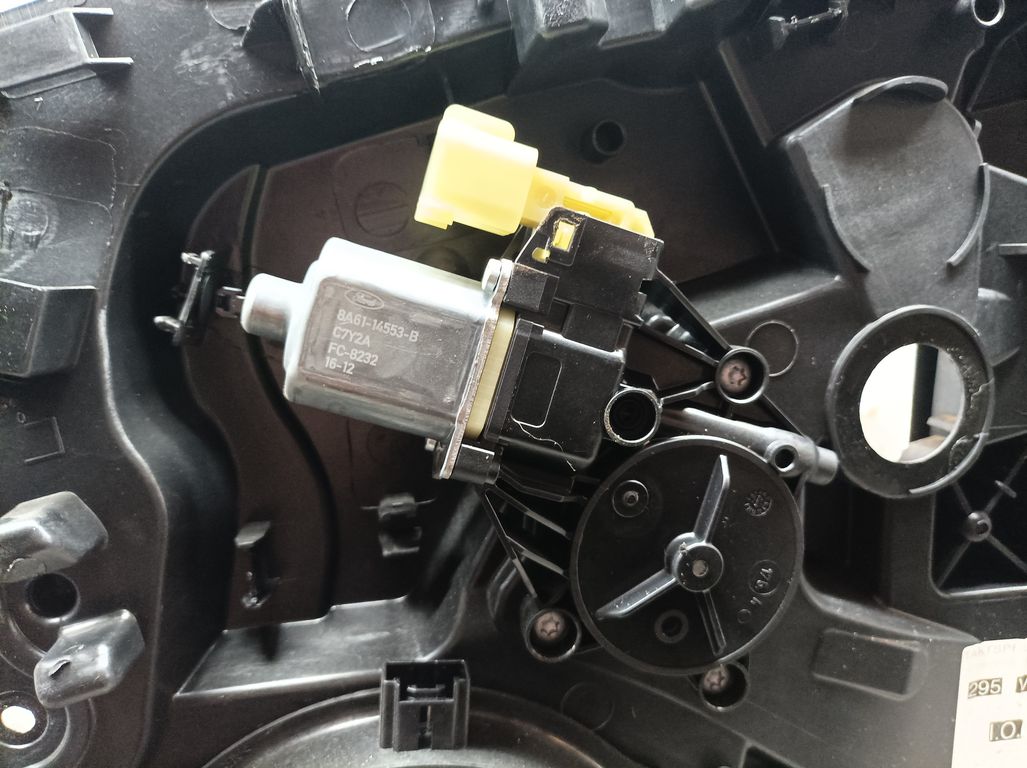 Elevalunas Delantero Derecho Para Ford Fiesta