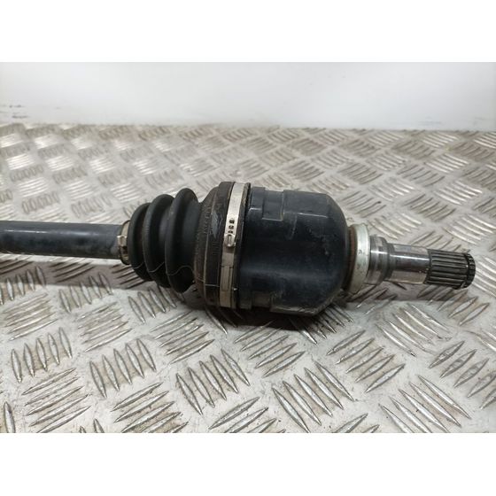 Transmision Delantera Izquierda Para Toyota Auris