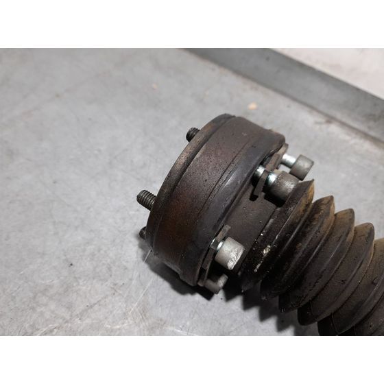 Transmision Delantera Izquierda Para Volkswagen Polo