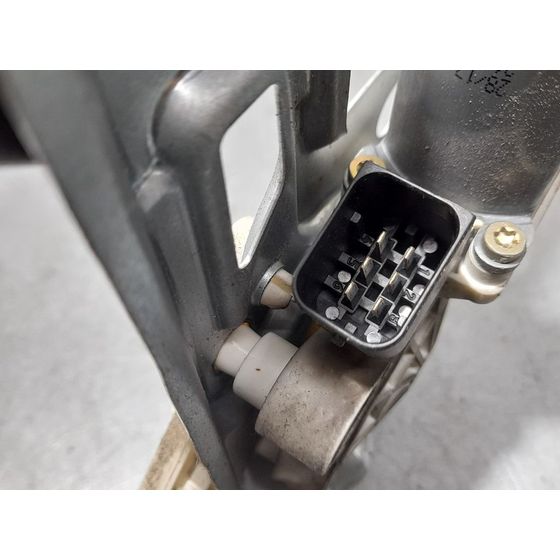 Elevalunas Delantero Izquierdo para Mercedes-Benz Clase C (W203) Berlina