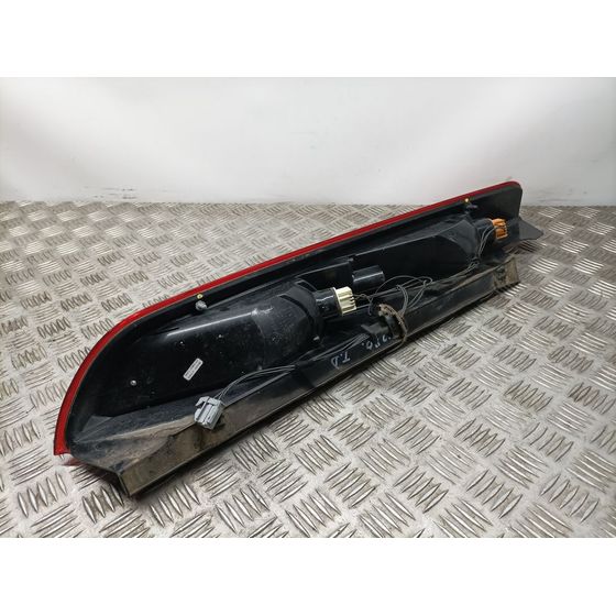 Piloto Trasero Derecho para Ford Focus Lim. (Cb4)