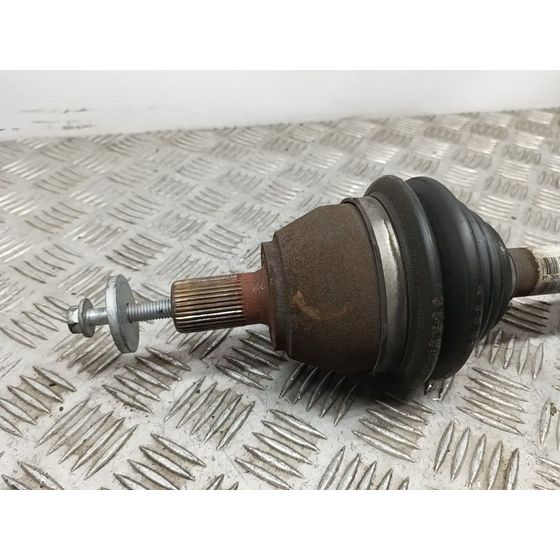 Transmision Delantera Izquierda para Ford Focus Lim. (Cb4)