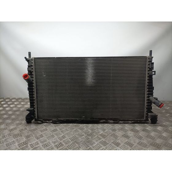 Radiador Agua Para Ford Focus Lim.