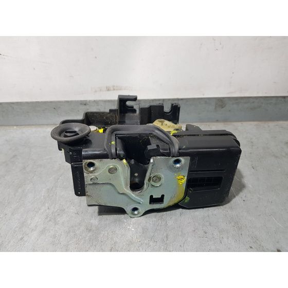 Cerradura Puerta Trasera Derecha Para Chevrolet Captiva